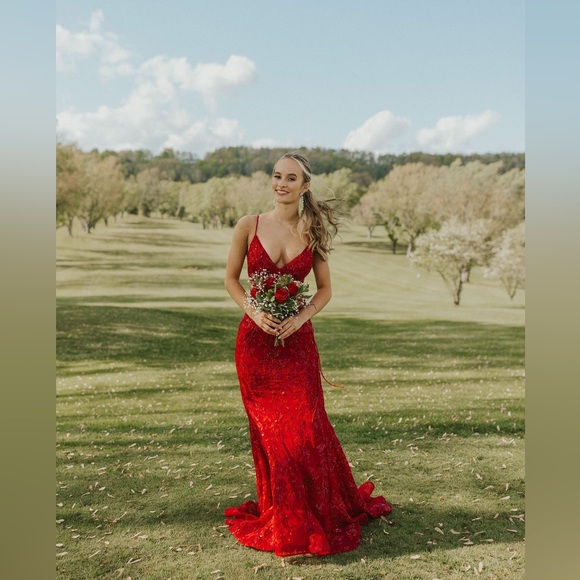open lace back dress EW36004 - Ellie Wilde main image 0